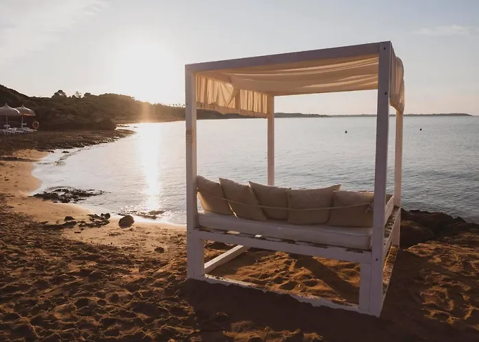 Ristorante L'orizzonte فندق لا كاستيلا