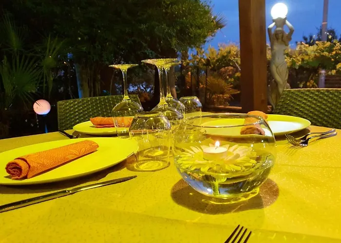 فندق Ristorante L'orizzonte لا كاستيلا