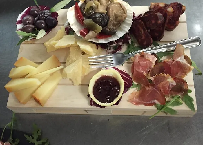 Ristorante L'orizzonte فندق لا كاستيلا