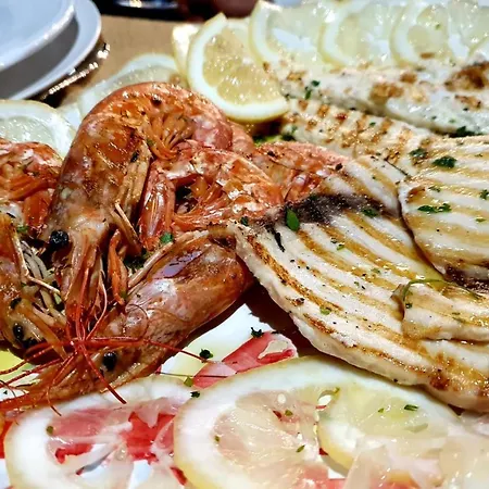 Ristorante L'orizzonte 3* Ле-Кастелла