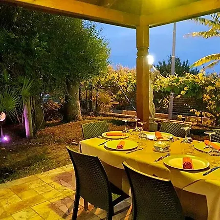 Couette-café Ristorante L'orizzonte 3*